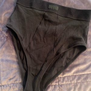 SKIMS high waisted brief